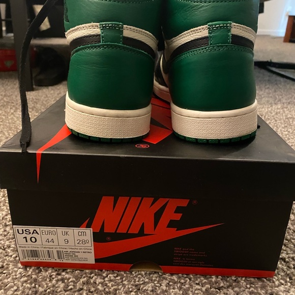 Jordan Retro 1 Pine Green 1.0 555088 302